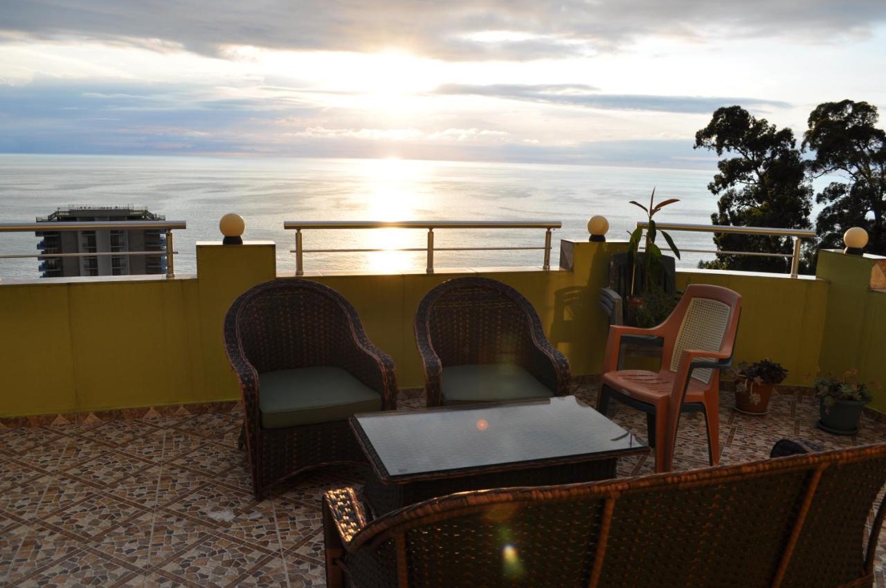 Akhmed Guest House Kvariati Exteriér fotografie