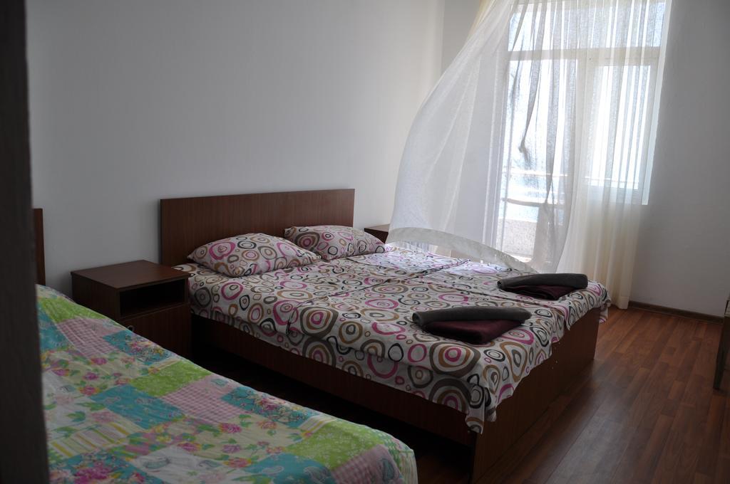 Akhmed Guest House Kvariati Exteriér fotografie